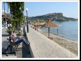 Der Strand (Promenade) unweit von der Unterkunft