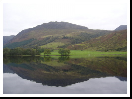 Loch Oich - hier ist das Wasser sehr viel ruhiger Loch Oich - hier ist das Wasser sehr viel ruhiger
